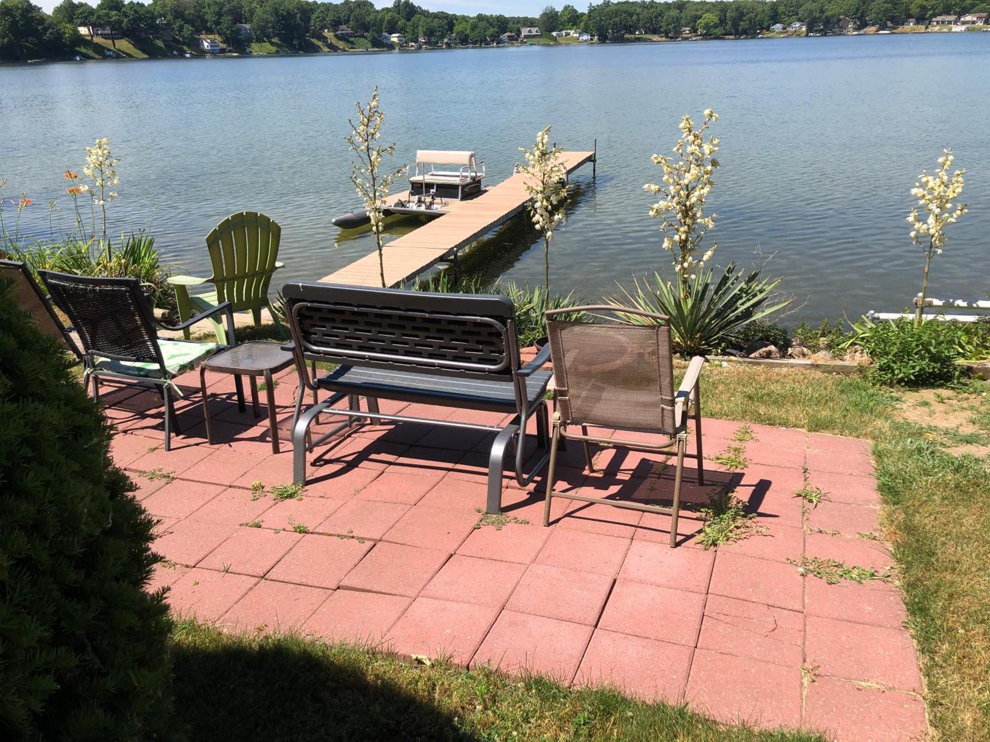 The Wellington Lake Cottage Middlebury Exterior photo