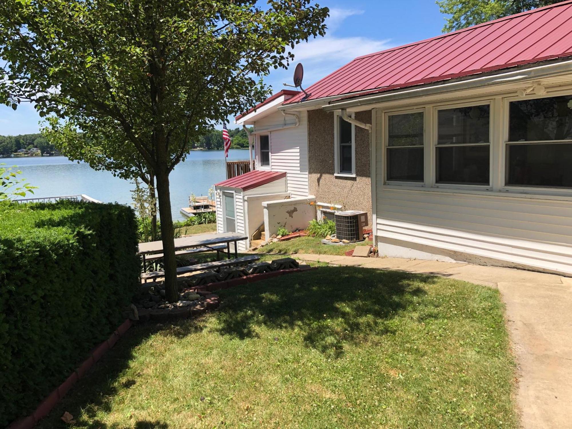 The Wellington Lake Cottage Middlebury Exterior photo