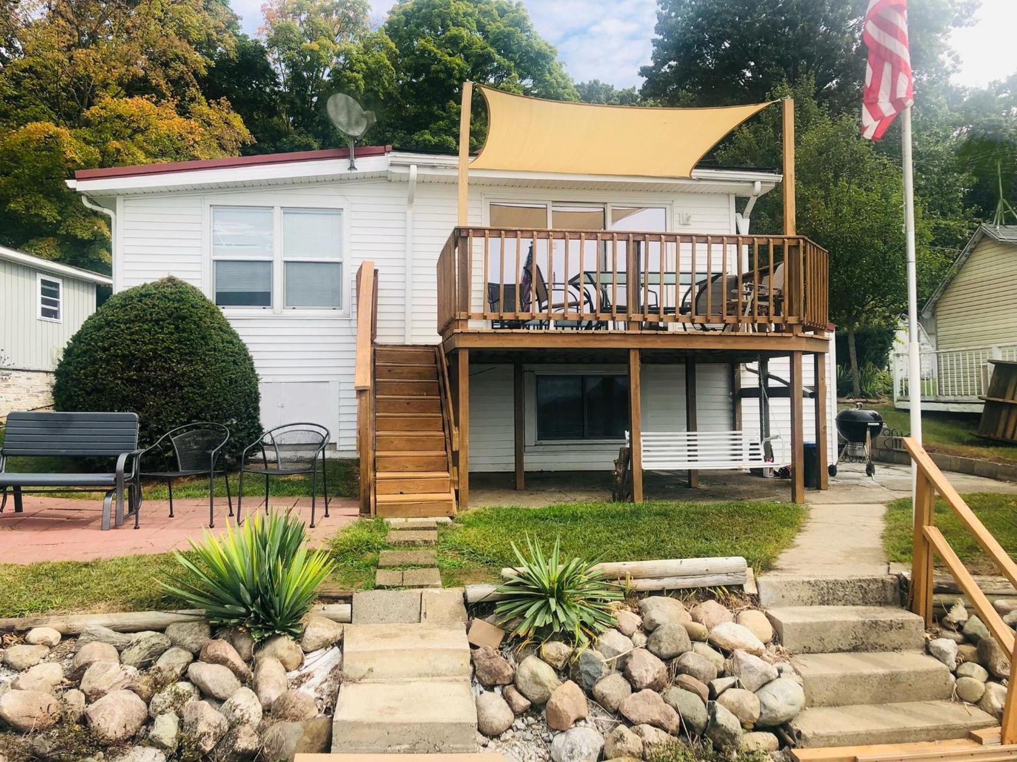 The Wellington Lake Cottage Middlebury Exterior photo